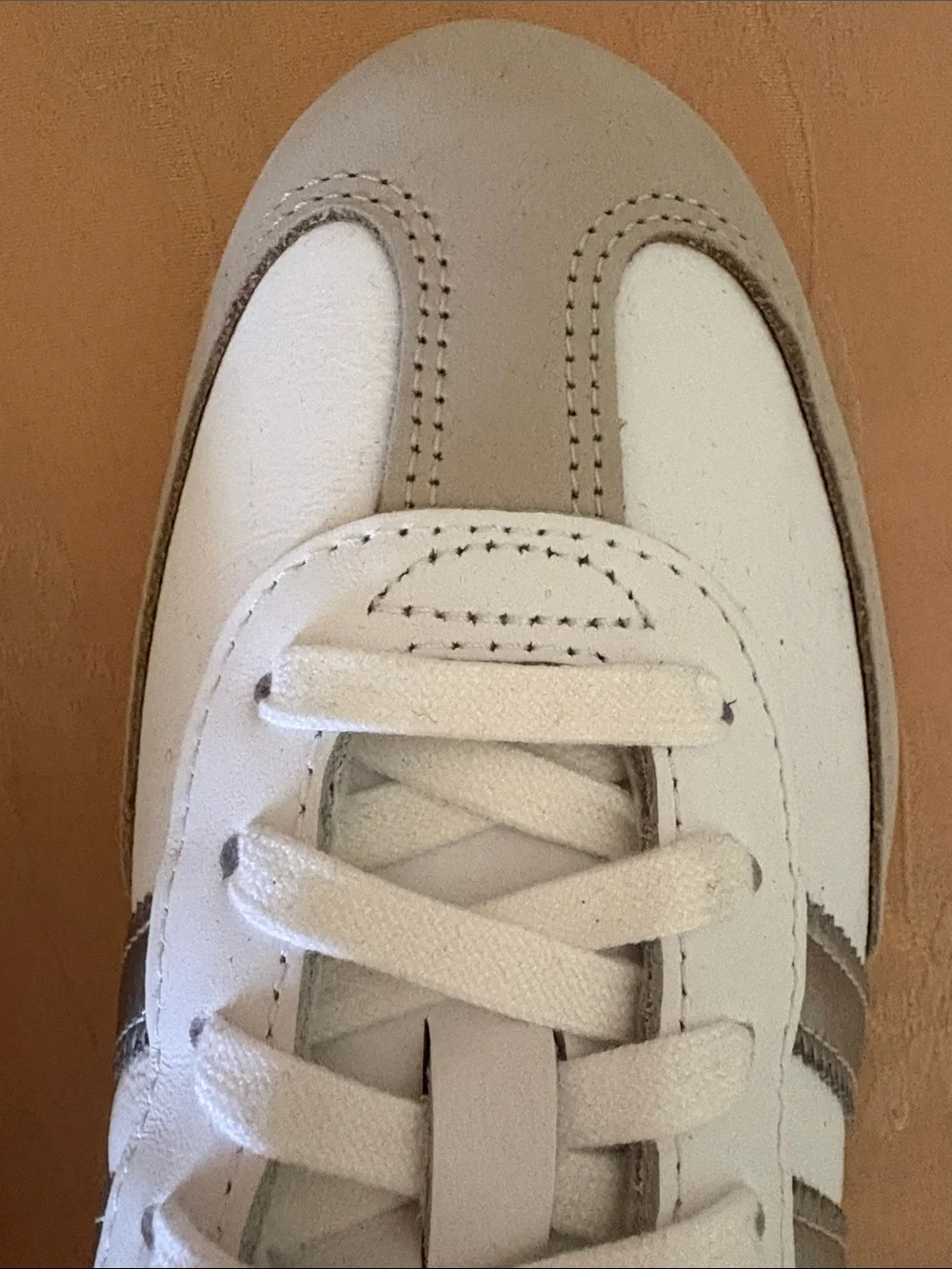 adidas Samba OG White and Silver Sneakers NWT - Picture 4 of 7
